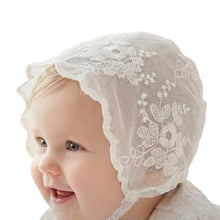 Cargar imagen en el visor de la galería, Gorro Bautizo Mica