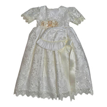 Cargar imagen en el visor de la galería, Ropon Bautizo 11