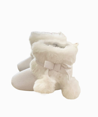 Botita con Borlas y Peluche Blanco