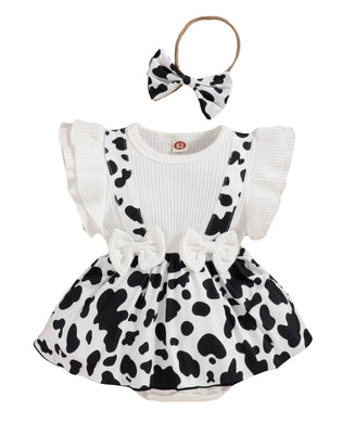 Amelie Moo White