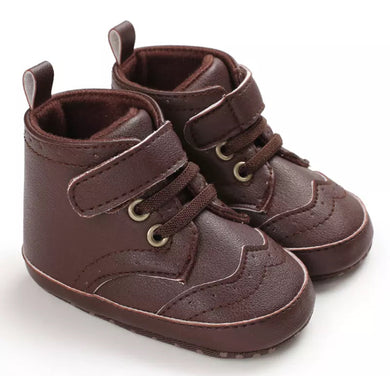 Botas Velcro Cafes