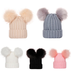 Gorro Tejido Pompones